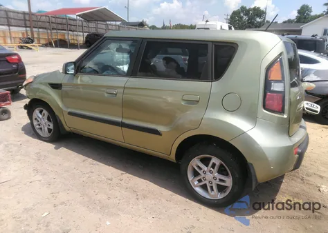 2010 Kia Soul + from USA, damaged, VIN KNDJT2A2XA7068807